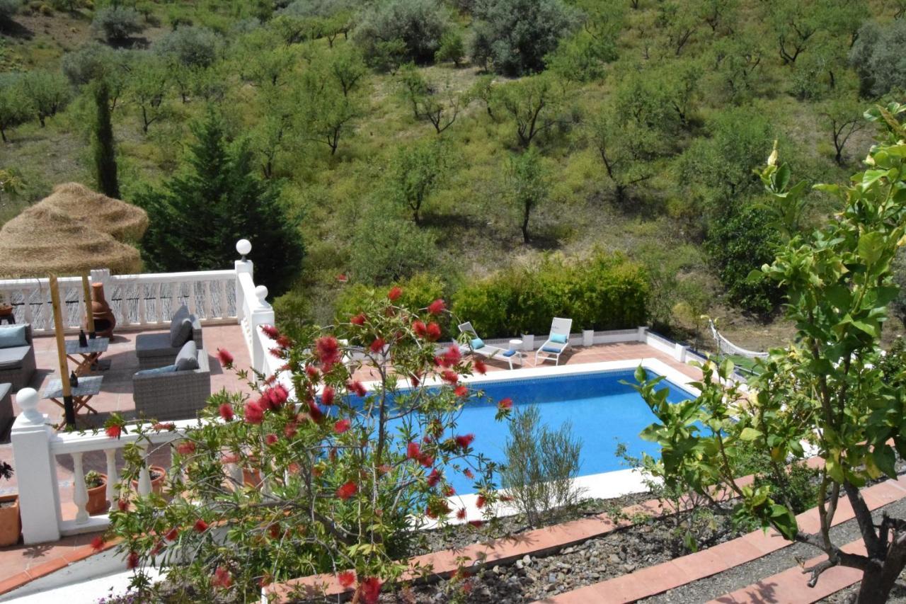 B&B And Apartments Cortijo La Zapatera Canillas de Aceituno Dış mekan fotoğraf
