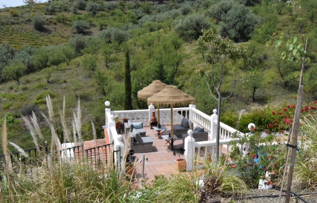 B&B And Apartments Cortijo La Zapatera Canillas de Aceituno Dış mekan fotoğraf