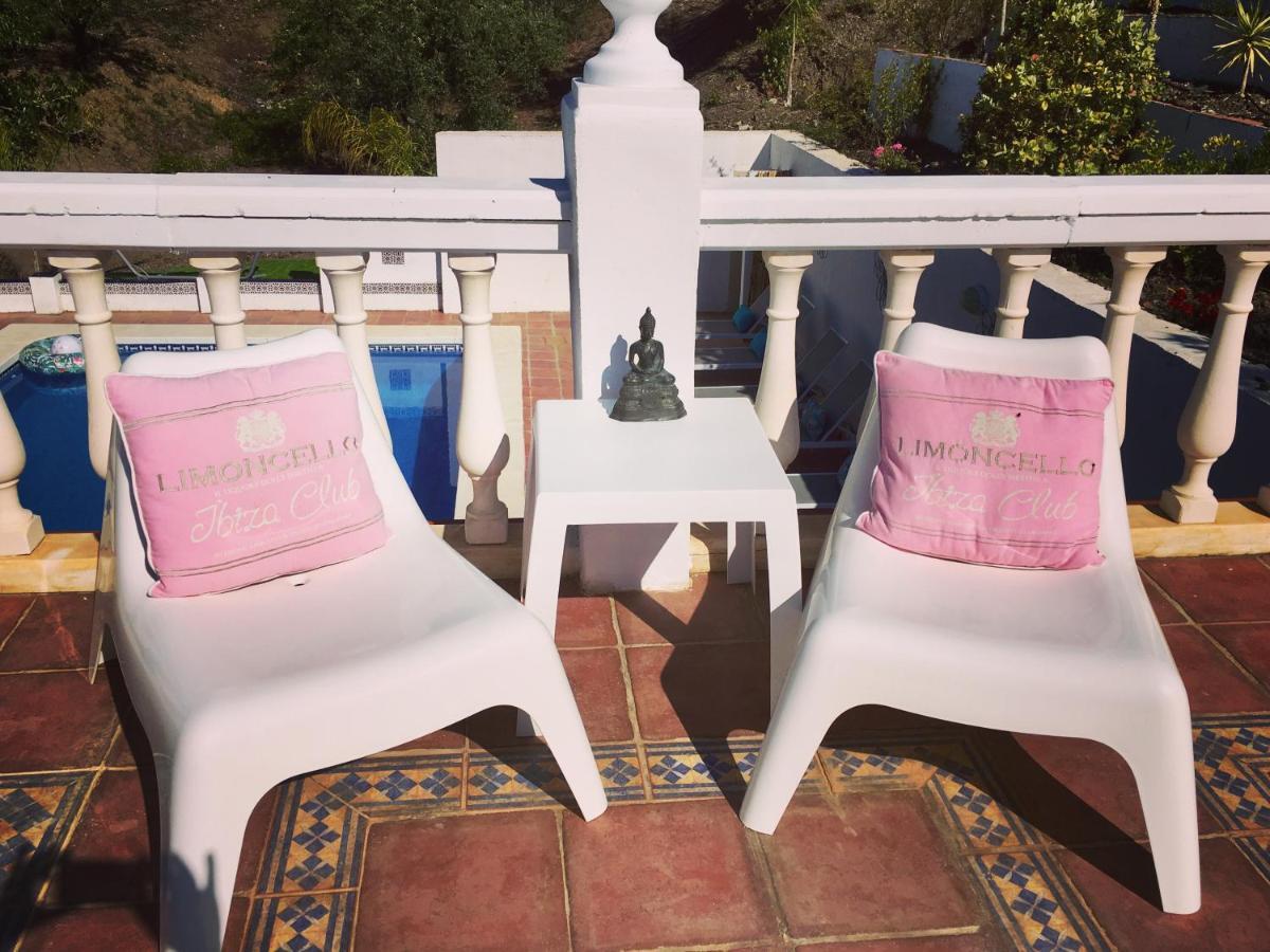 B&B And Apartments Cortijo La Zapatera Canillas de Aceituno Dış mekan fotoğraf